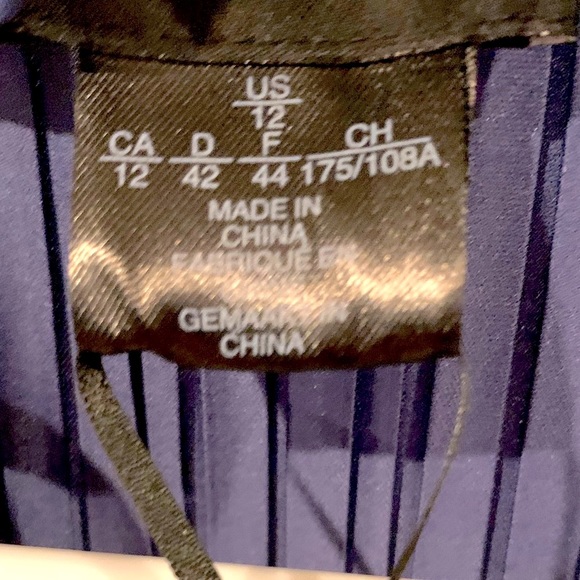 DNKY Ruffle Neck Sleeveless Dress - Picture 5 of 5